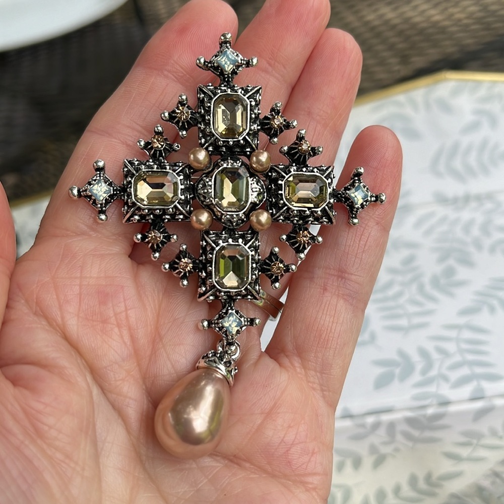 Brooch- Vintage Shape, NIP - Picture 2 of 2